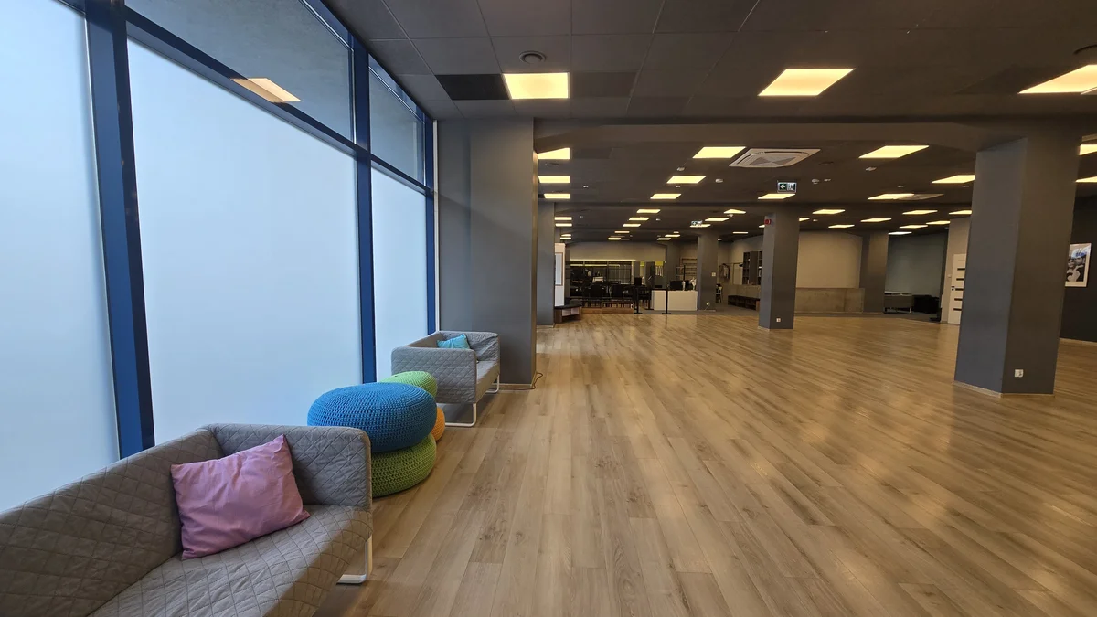 Buma Square – 320 m² (ul. Wadowicka 6)