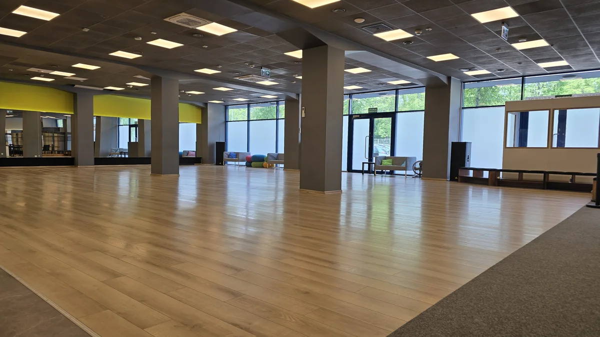 Buma Square – 320 m² (ul. Wadowicka 6)
